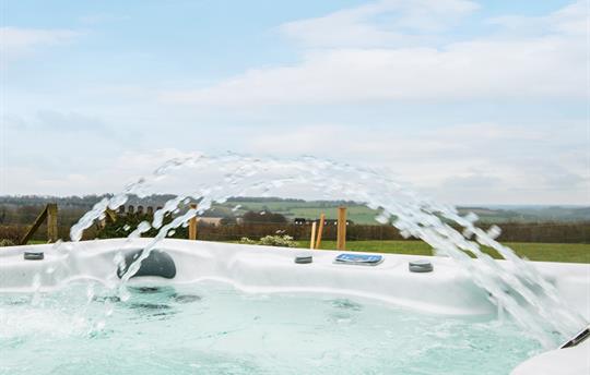 Countryside view from Early Mist hot tub