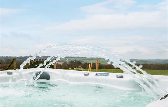 Countryside view from Early Mist hot tub