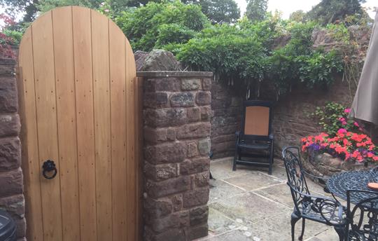 Harewood Courtyard Garden