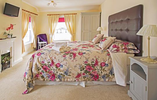 Main bedroom en suite