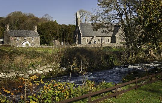 Llanystumdwy Village