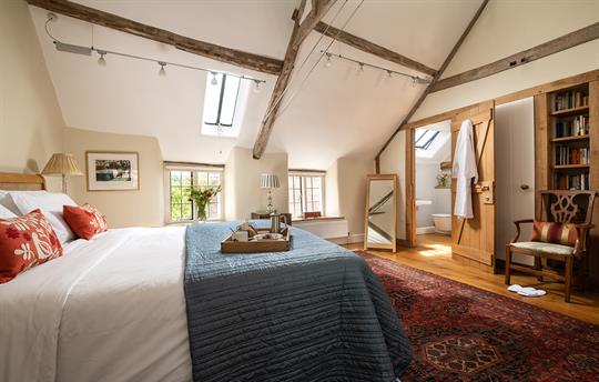 Bedroom with ensuite