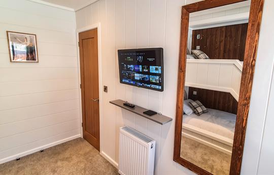 All bedrooms with Smart TVs