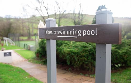 Lake and Swimming pool sign