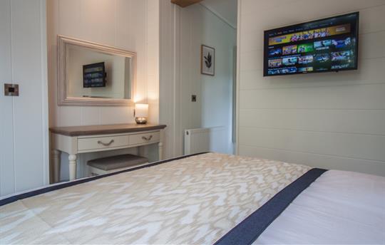 Dressing table and Smart TV