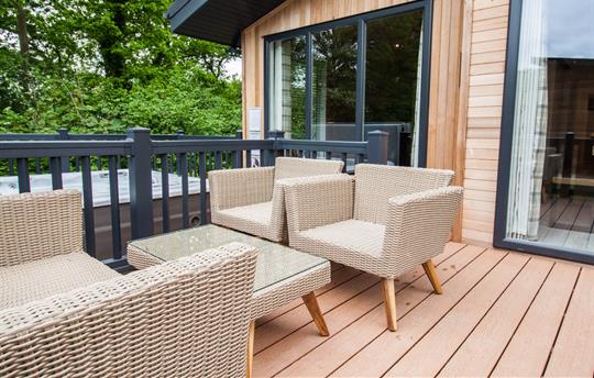 Outside seating area at Aspen Lodge