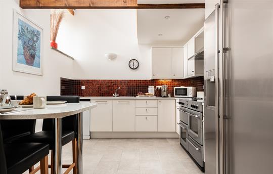 Threshing Barn kitchen