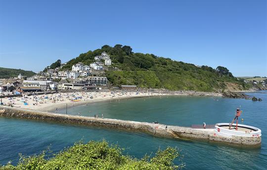 Looe beach and Banjo Pier