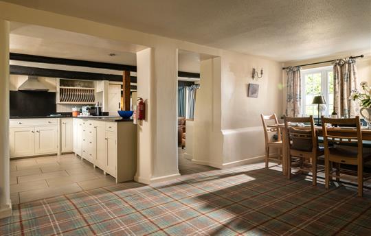 Open plan Dining - Tincleton Lodge