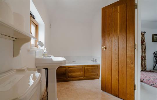 Coach House en-suite master bedroom