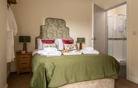 Ensuite double bedroom