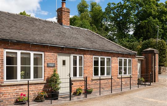 Carpenter's Cottage entrance
