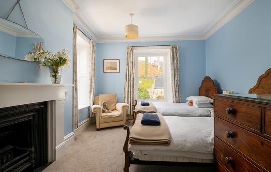 1st Floor Twin bedroom