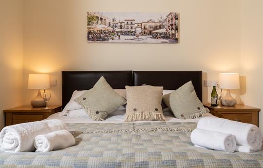 Cosy and accessible Bedroom 1