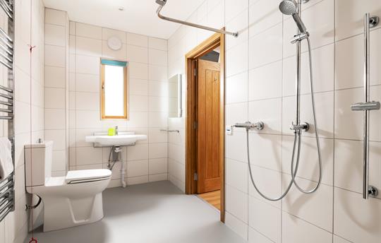 Accessible en-suite wetroom, Bedroom 1