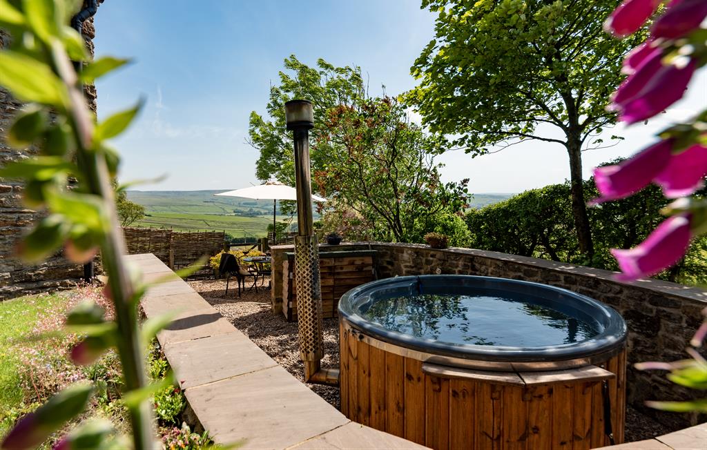 Private hot tub with stunning views