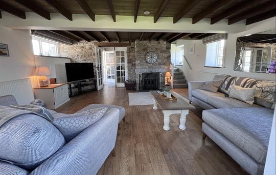 Meadow Cottage lounge