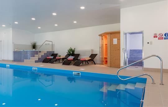 Sauna, Steam room, hot tub, relaxation beds.