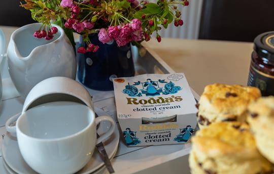 Cornish cream tea