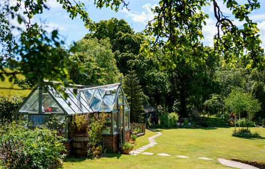 Millbrook Green House and top Lawn Area