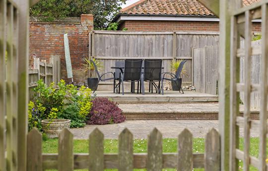 Enclosed garden to the rear