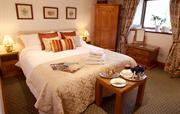 Coach House, Master - king-sized bed and en suite