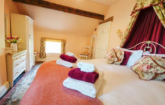 Cottage main bedroom