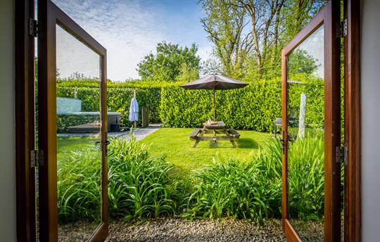 Threshing Barn private garden.