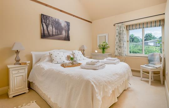 Master bedroom with superking bed