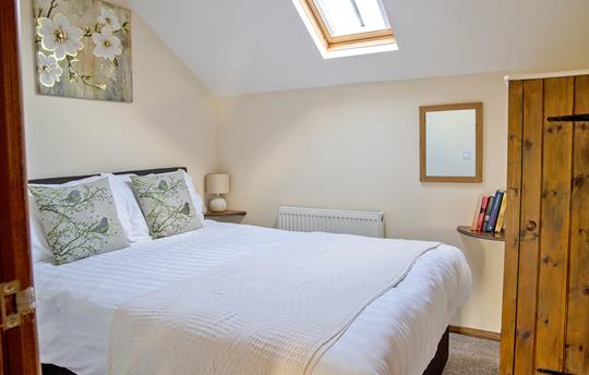 Double bedroom with wardrobe