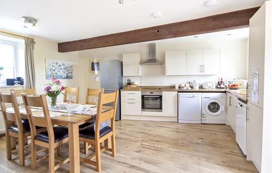 A lovely kitchen/diner perfect for 6 guests
