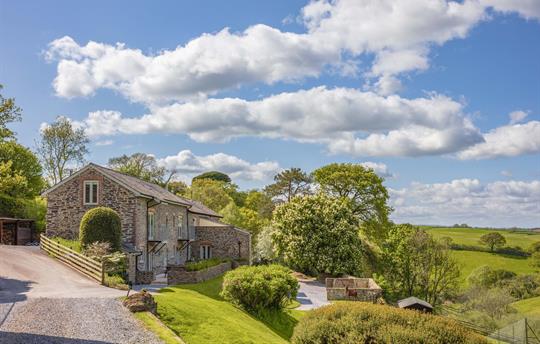 Luxury cottages within the rolling countryside