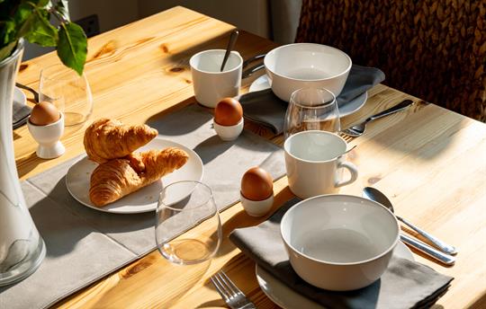 Breakfast at the Coach House