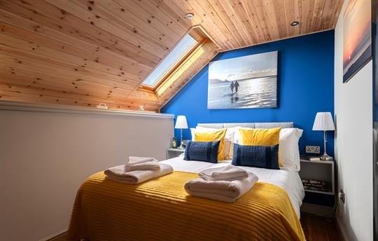 Second bedroom with double bed