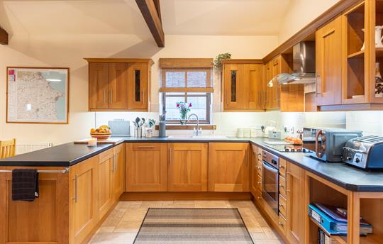 Light and spacious kitchen