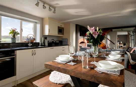 2024 Saffi's Kitchen and Dining Table