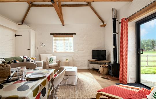 Wagtail Cottage  living space