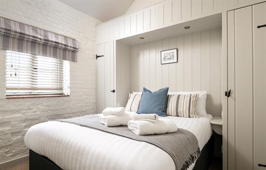 Woodpecker master bedroom