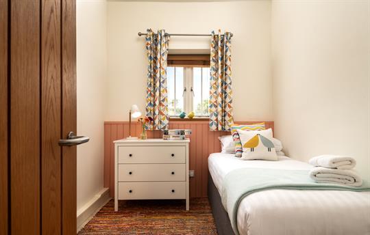 Cott Cottage bedroom