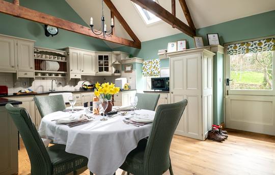 Peace and Plenty dining area