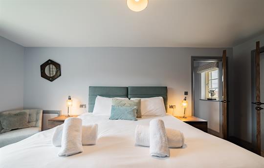 Plough Cottage Bed 1 - Superking