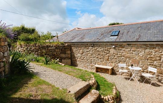 Secluded, sunken garden