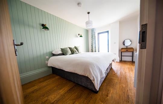 Bedroom with private veranda