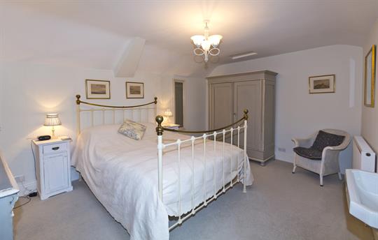 Large double bedroom