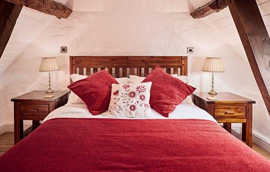 The Stables King Size Bed