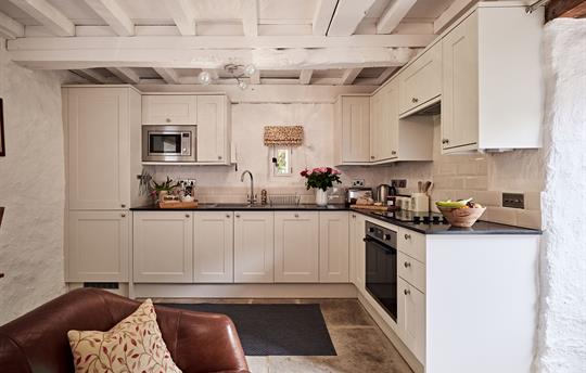 Fully Fitted Kitchen in The Stables