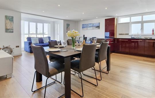 Open plan kitchen, dining and living room