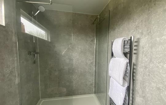 Shower room in Yonder View