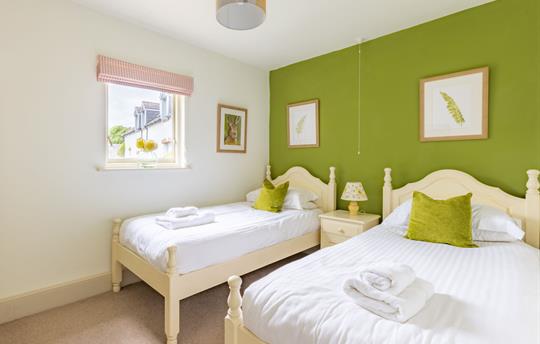 Nightingale Cottage, Broomhill Manor