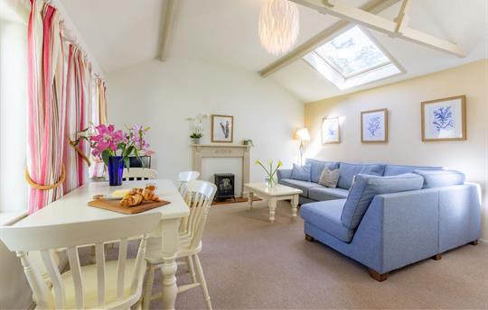 Woodpecker Cottage Living Room, Broomhill Manor